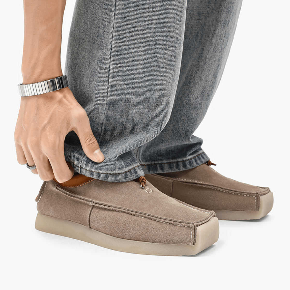 Leather and suede loafers with square toe and drawstring closure