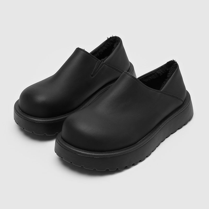 Faux-fur lined loafers with wide fit and cushioned sole