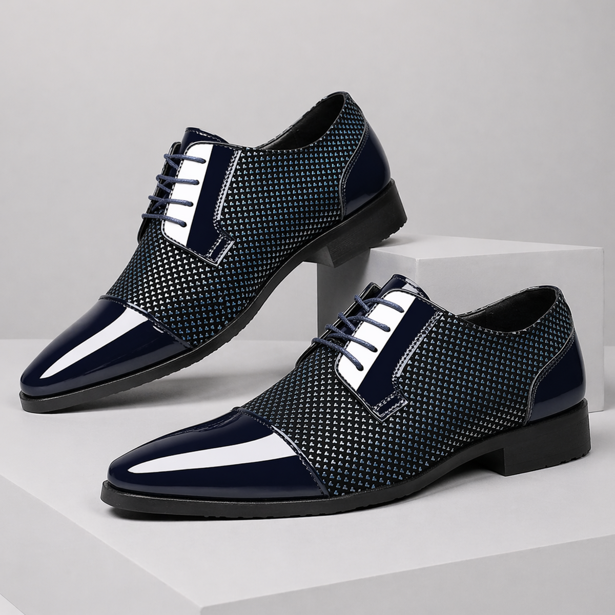Men's Patent Leather Oxford Shoes with Pointed Toe - Blue
