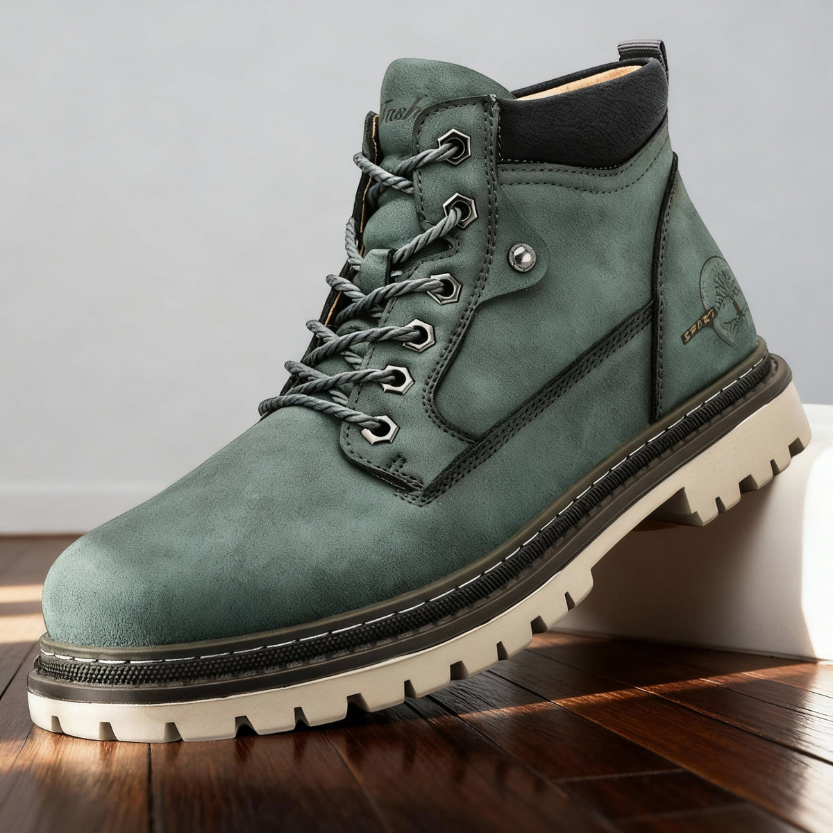 Men's work boots with reinforced upper and welted sole - Moss Green