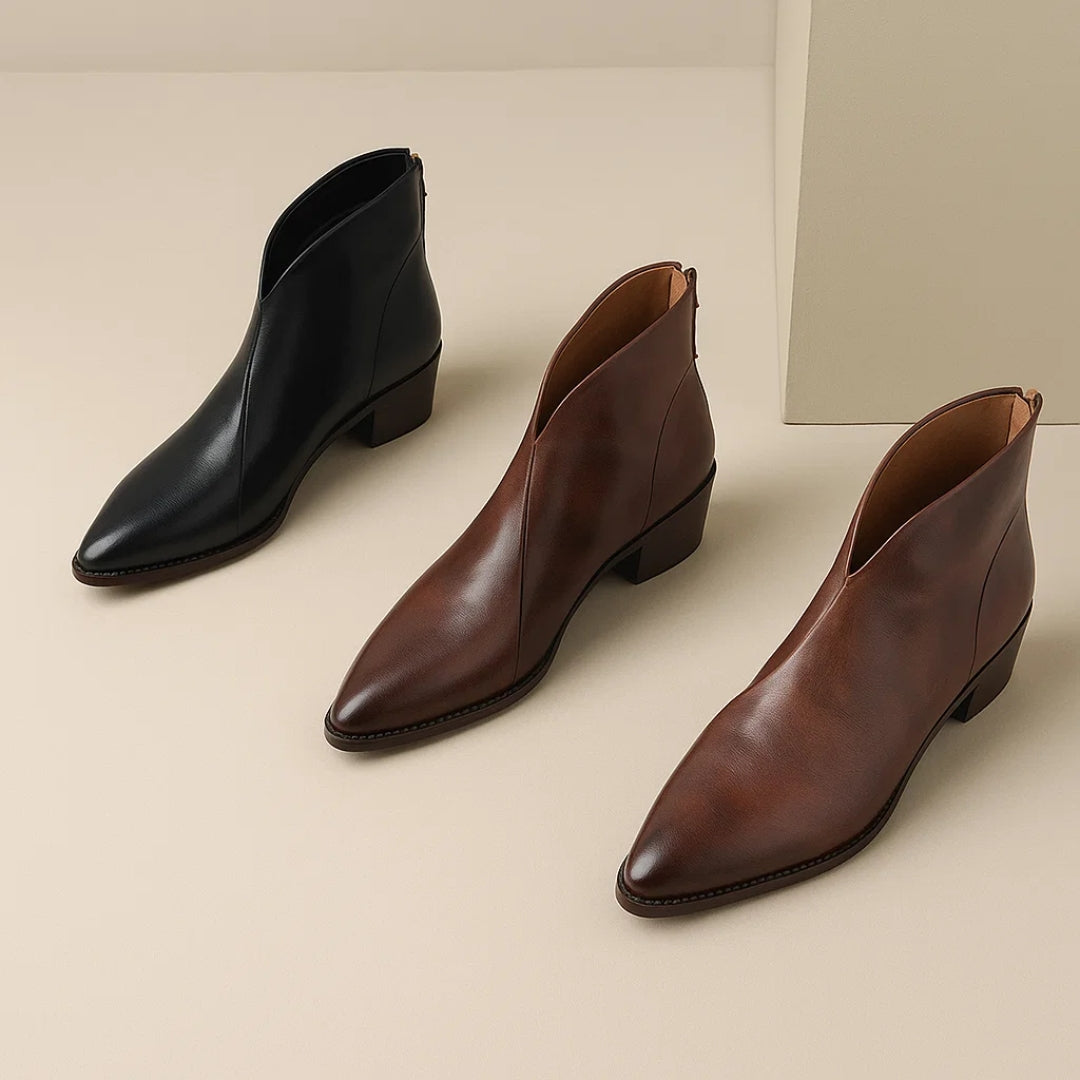 Women's ankle boots in soft leather with cushioned insole