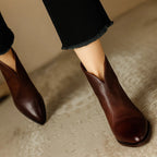 Women's ankle boots in soft leather with cushioned insole