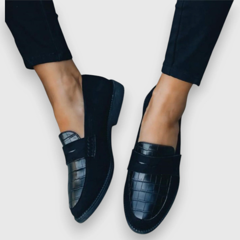 Women's orthopaedic loafers with croc-effect leather panel and cushioned sole
