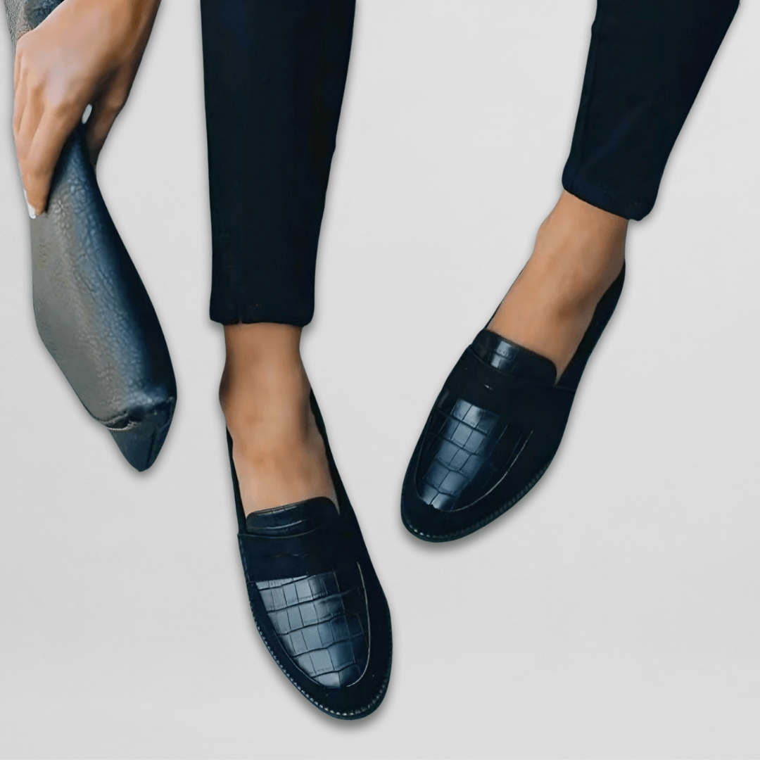 Women's orthopaedic loafers with croc-effect leather panel and cushioned sole