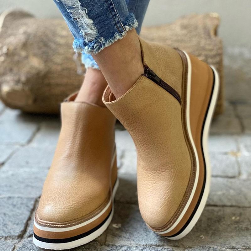 Women's platform ankle boots with chunky sole and side cutout - Beige