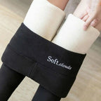 Women's winter trousers with fleece lining and stretch fabric